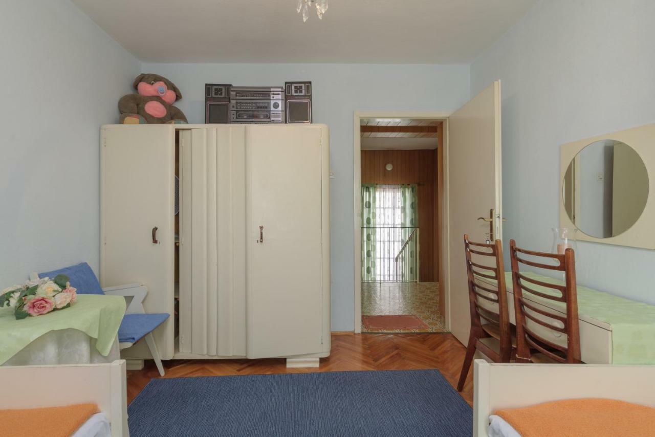 Rooms Mirjana - Centre Of Trogir Exterior photo